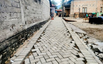Proyek Paving Block di Panyabungan III Diduga Asal Jadi, Warga Minta Bupati Tegas