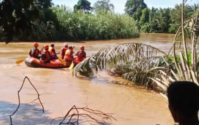 Cuaca Ekstrem, Seorang Pemuda Dilaporkan Hanyut di Sungai Batang Natal