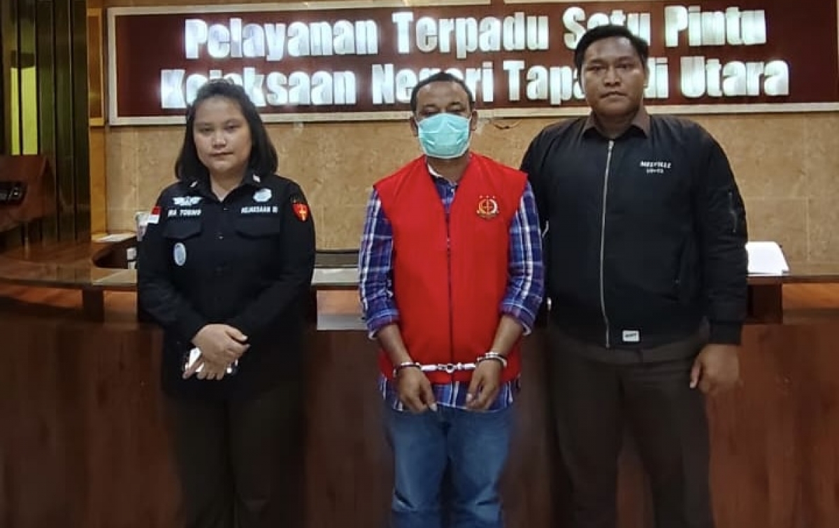Diduga Korupsi Dana Desa, Kades Aek Nabara Simangumban Ditahan