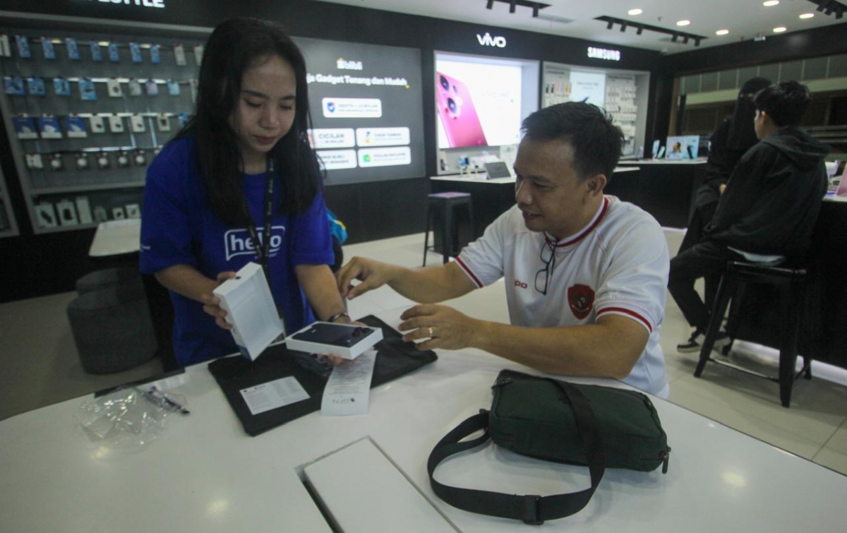 Apple Fanboy Serbu 27 Titik Blibli dan Hello Store Seluruh Indonesia untuk Early Pick Up Next Generation of iPhone
