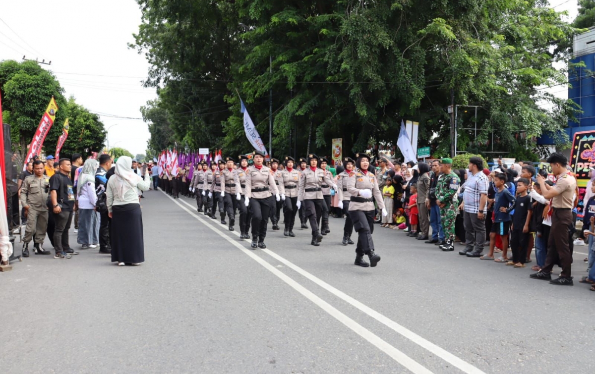 Kapolres Labuhanbatu Hadiri Pawai HUT ke-80 Pemkab Labuhanbatu