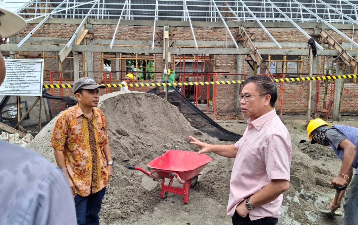 Dapat Bantuan Revitalisasi dari dr Sofyan Tan, Kepsek SMP Suci Murni: Mimpi Menjelma Nyata