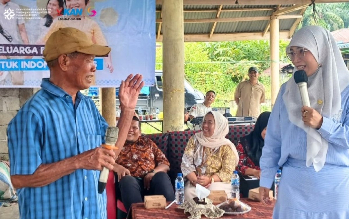 Menuju Keluarga Berkualitas, BKKBN Bersama Komisi IX DPR RI Berikan Sosialisasi Program di Langkat