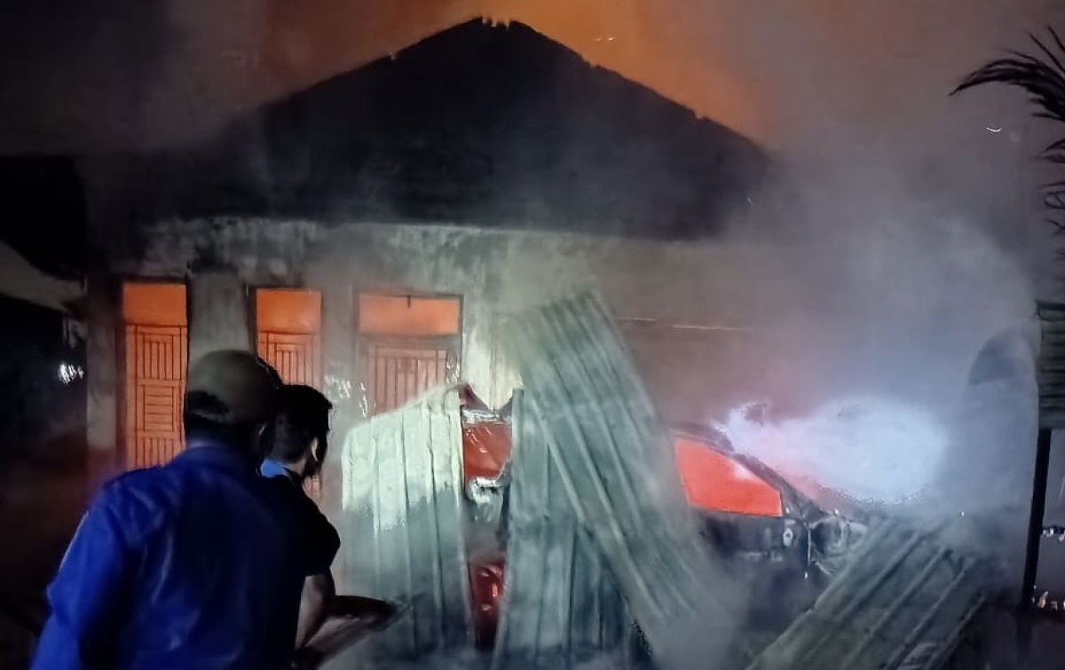 1 Unit Rumah Terbakar di Tanjungmorawa,  Seorang Mahasiswi Kedokteran Tewas