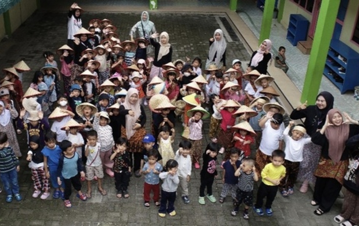 Tanamkan Cinta Alam Sejak Dini, PG/TK Panca Budi Medan Gelar Panen Raya