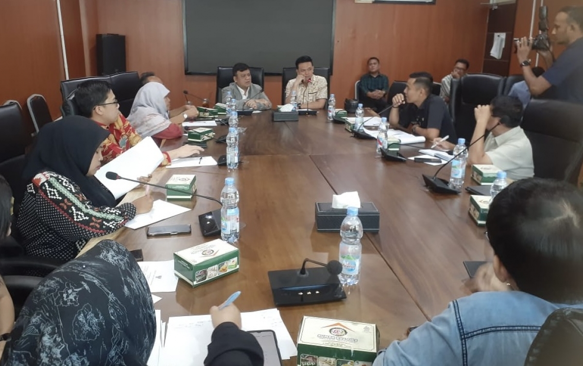 Soal Izin Restoran, Godfried Lubis Analogikan Bersembunyi di Lapangan Terbuka