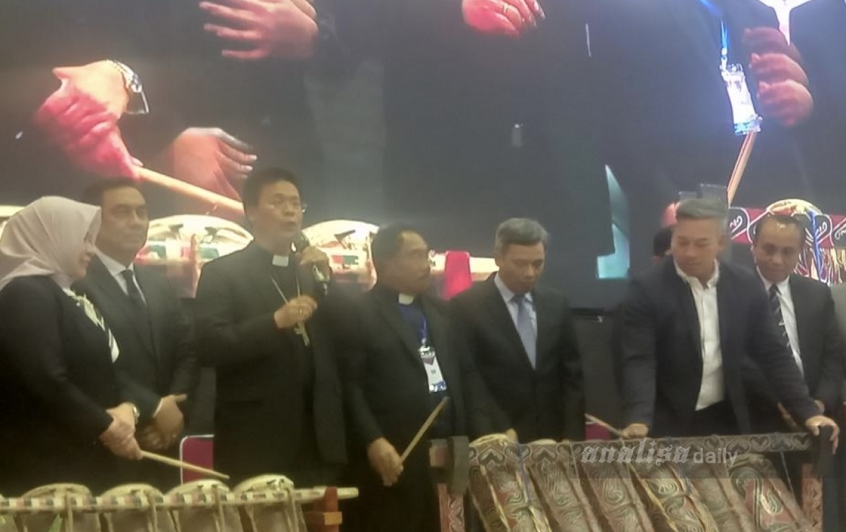 Buka Rapat Pendeta Hatopan, Ephorus: HKBP Terpanggil Mengatasi Kerusakan Alam