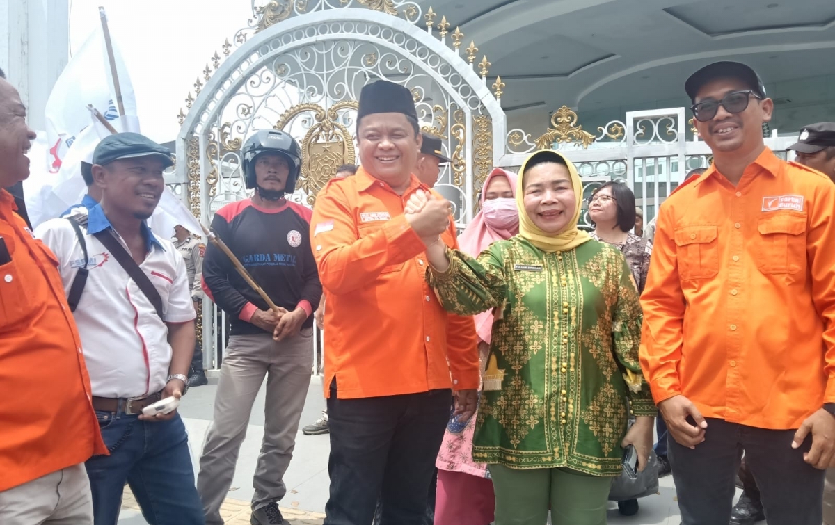 Buruh Geruduk Kantor Gubernur Sumut, Tuntut Kenaikan UMP 10,5 Persen dan Perumahan Subsidi