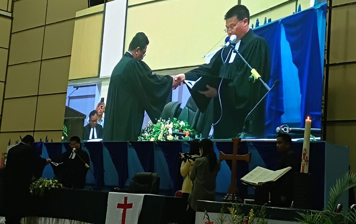 Harapan Ephorus HKBP kepada KRP yang Baru: Lakukan Sesuatu untuk Tingkatkan Kualitas Pelayanan Jemaat