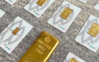 Harga Emas Antam Alami Penurunan