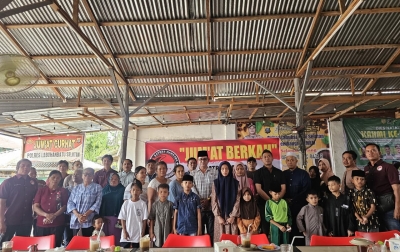 Satres Narkoba Polres Labusel Bagikan Sembako untuk Yatim Piatu dan Janda Kurang Mampu
