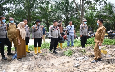 Kapolres Labusel Tinjau Penanaman Jagung Serentak Kuartal IV: Dorong Swasembada Pangan dan Kemandirian Petani