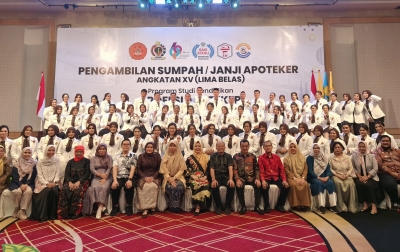 Lulus 100 Persen, Apoteker Angkatan XV UTND Dikukuhkan