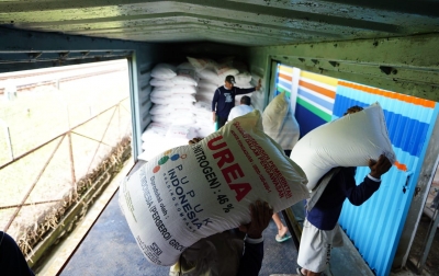Dukung Musim Tanam Oktober–Maret, Penjualan Pupuk Subsidi Wajib Sesuai HET
