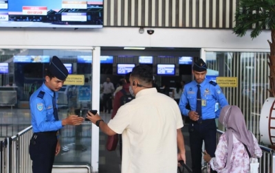 Terlibat Pengiriman Handphone Secara Ilegal ke Luar Negeri, Sekuriti Lion Air Dipecat
