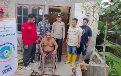 Sinergi Socfindo, TNI-Polri, Bantu Warga Strok dengan Kursi Roda di Sergai