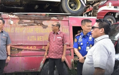 Ketua Pansus P2K Edwin Sugesti Nasution Minta Pemko Lelang Mobil Rongsokan Damkar