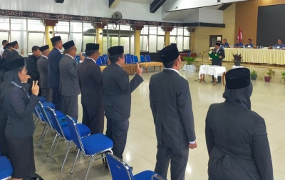 Bupati Dairi Mutasi 40 PNS, Ada yang Turun Jabatan