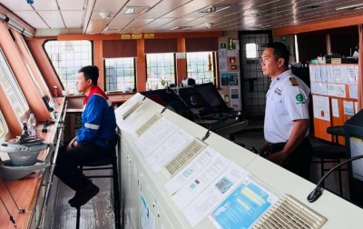 Kisah Pelaut PIS dalam Antarkan Energi, Diterjang Ombak 9 Meter hingga Ancaman Perompak