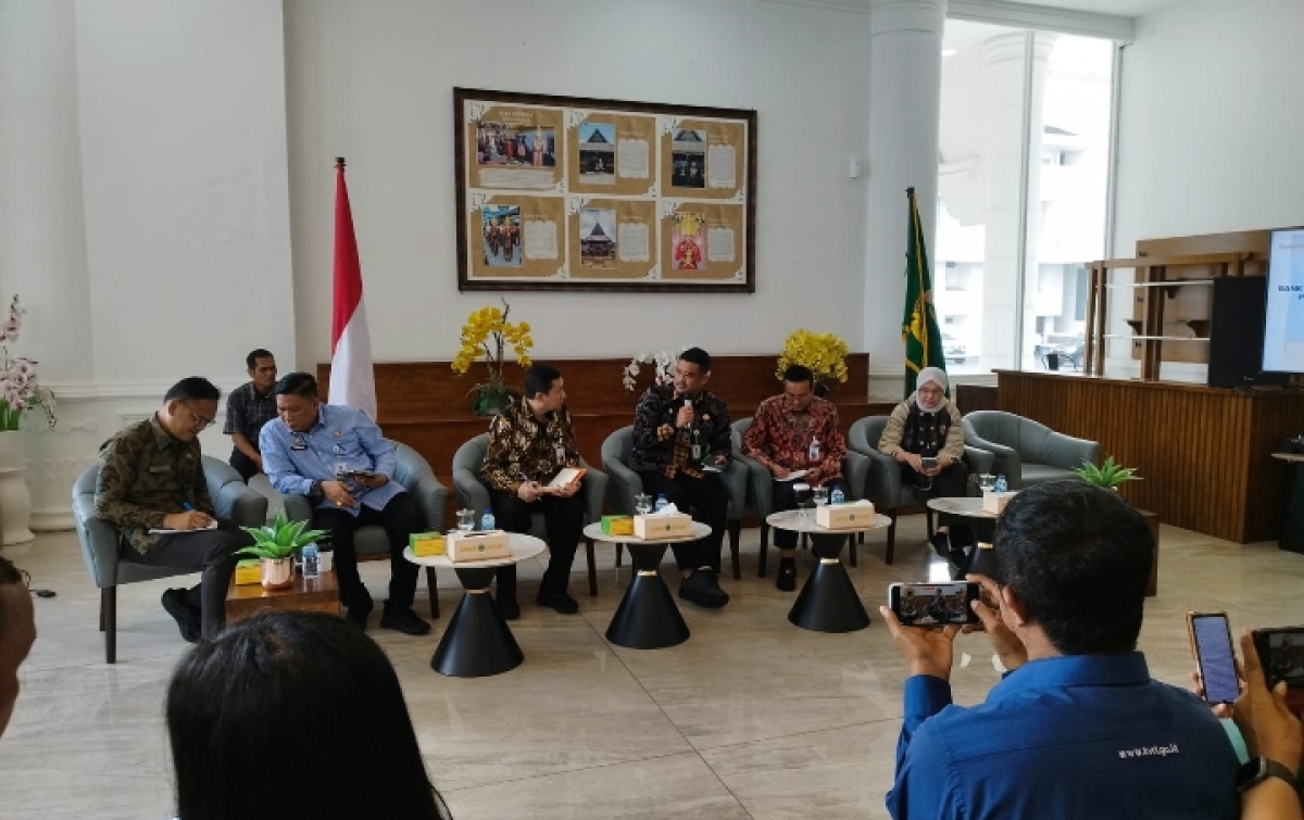 Belum Mencapai PAD Rp300 Miliar  Gubsu Tegur Direksi Bank Sumut