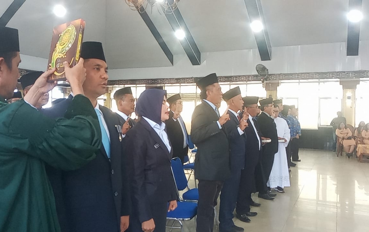Bupati Dairi Lakukan Pergeseran 16 Pejabat, Rahmatsyah Munthe Kepala Keuangan