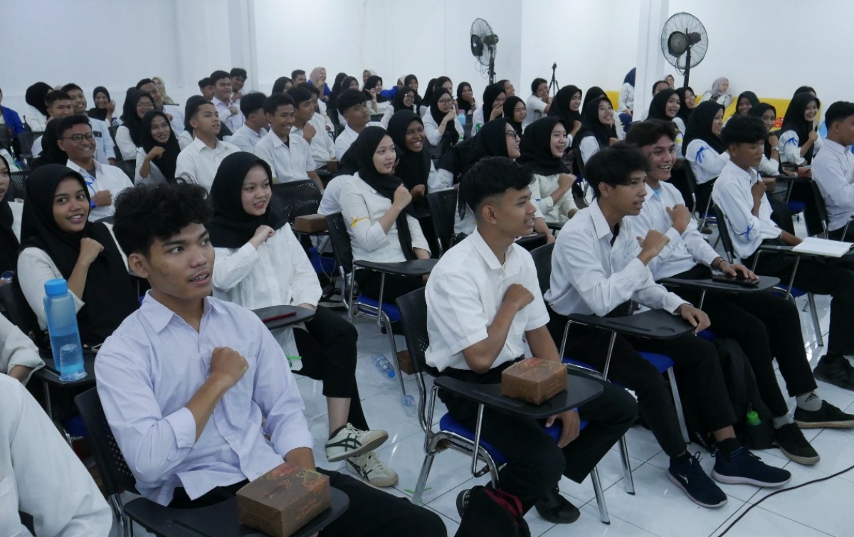 Sidang Senat Terbuka, UDI Ingatkan Mahasiswa Baru Menjaga Moral dan Etika