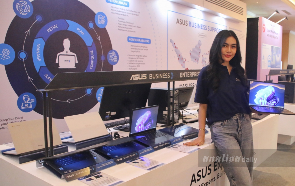 Laptop Anti-Badai: ASUS Bawa Expert Series Berstandar Militer dan Fitur AI ke Sumut