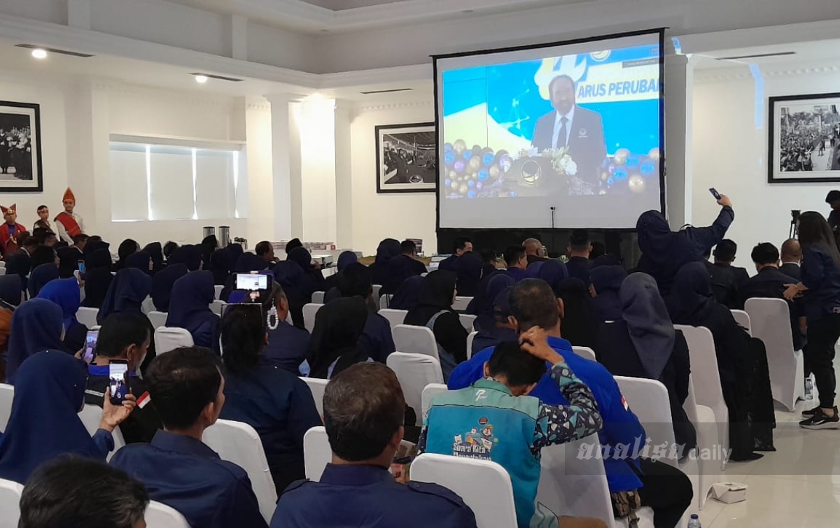 Surya Paloh Ajak Kader Konsisten Menolak Pragmatisme Politik