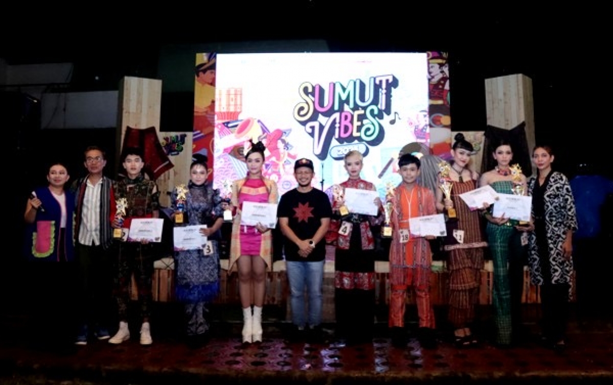 Fashion Show Etnik Sumut Menarik Perhatian Pengunjung ‘Sumut Vibes’ Week 2