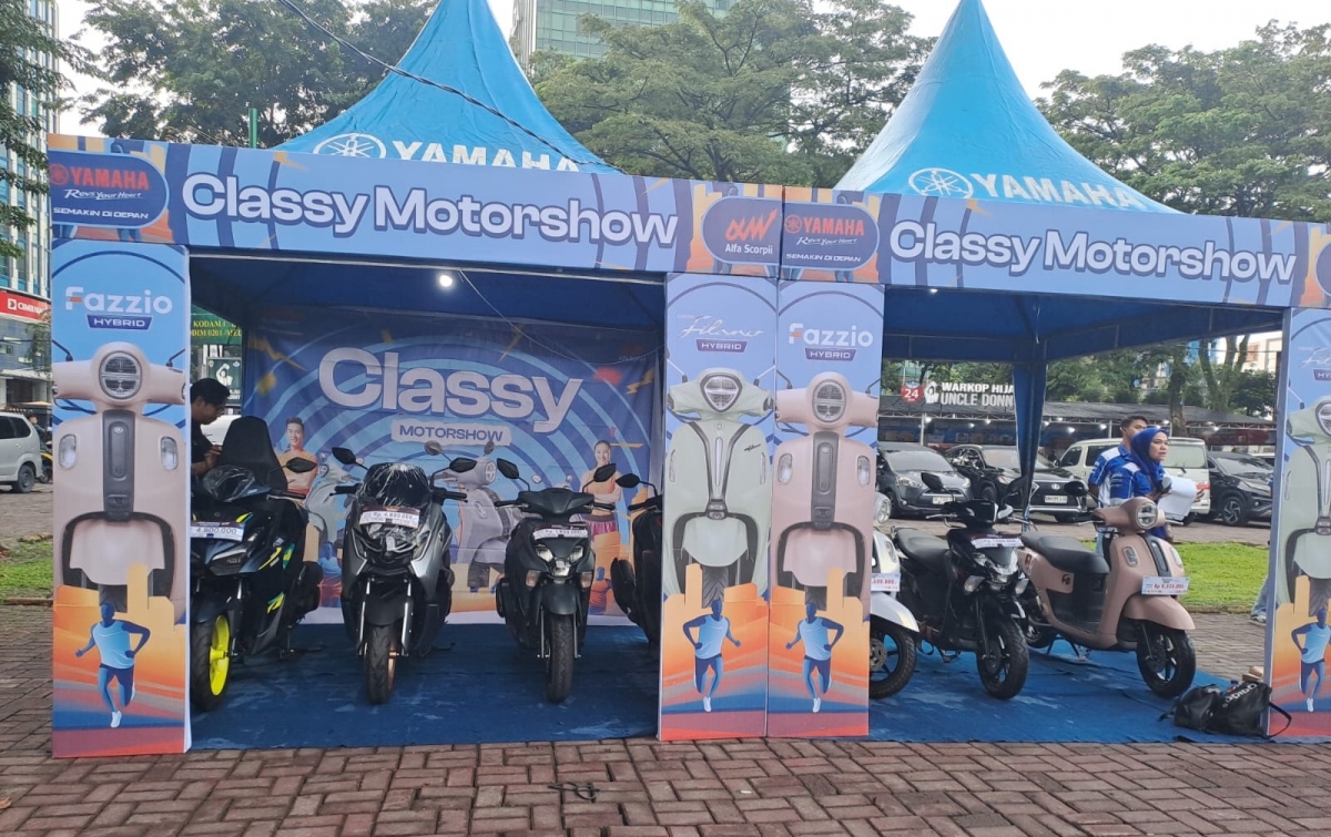 Ribuan Pengunjung Hadiri Classy Yamaha Motorshow di Lapangan Benteng Medan