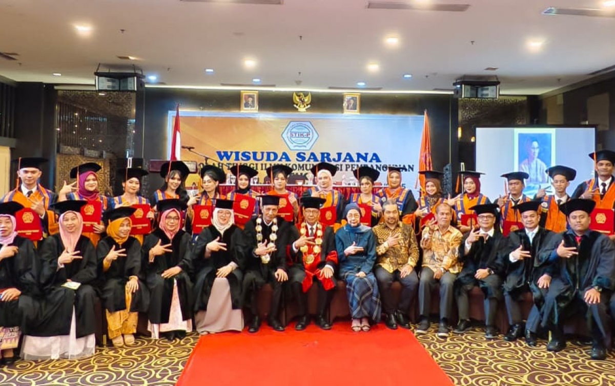 Wisuda STIK-P Medan: Lulusan Harus Manfaatkan Kemampuan Komunikasi Sebagai Modal Utama