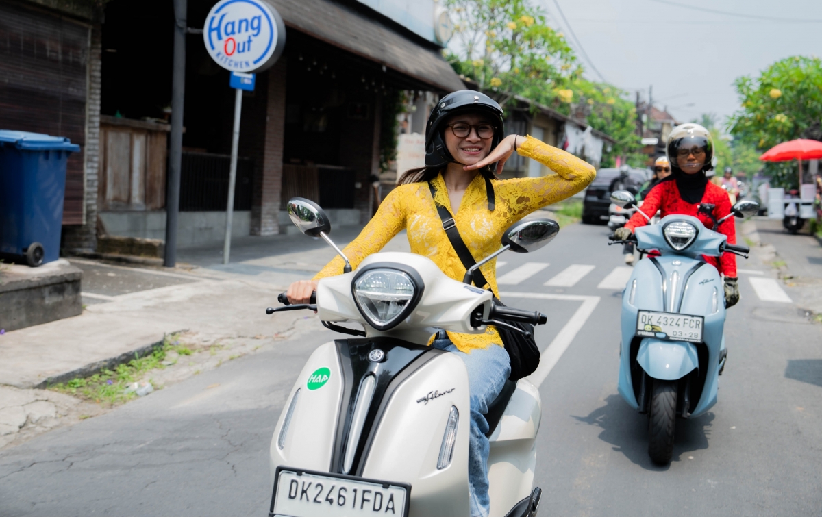 Yamaha Grand Filano Raih Otomotif Award, Sedot Perhatian Pengunjung Irian Supermarket Medan