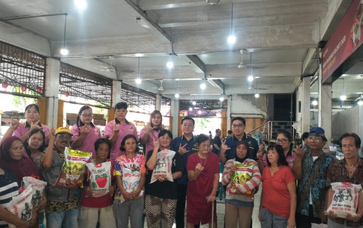 Wu Xing Rayakan HUT ke-2 dengan Berbagi