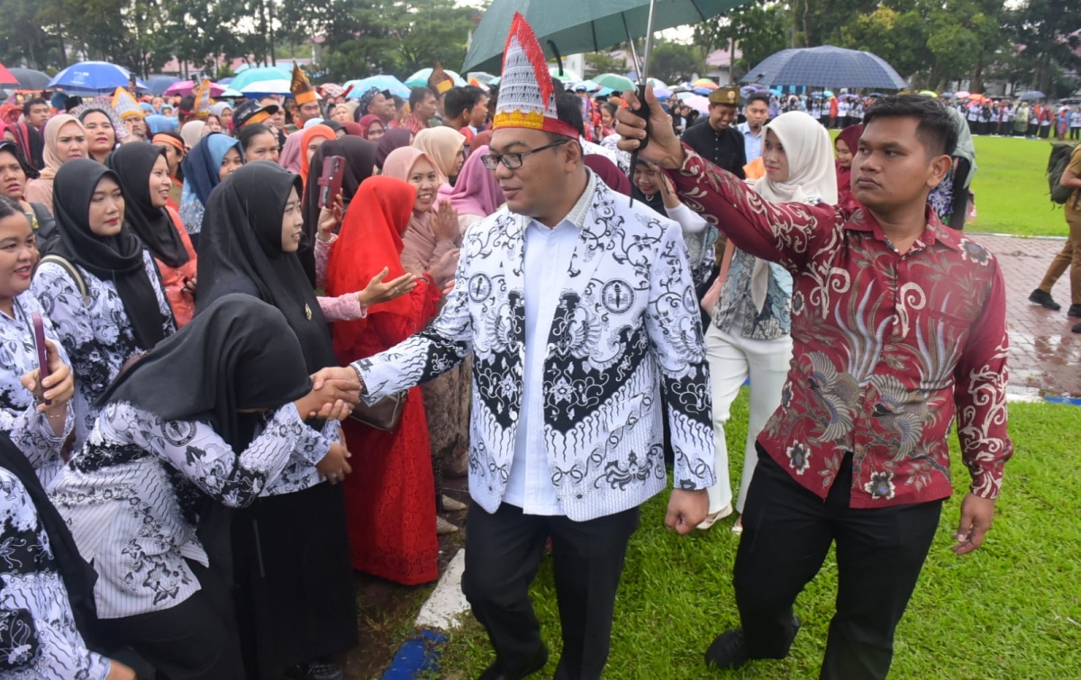 Peringatan HGN 2025, Bupati DS: Guru Harus Fokus Mendidik