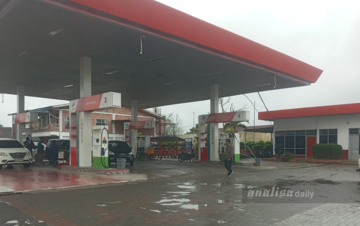 2 Hari BBM Langka di Dairi