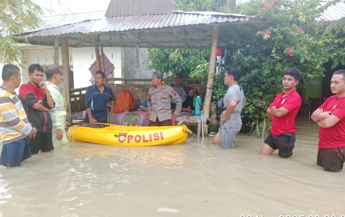 3 Hari Sudah, Sejumlah Wilayah  di Batangkuis Masih Terendam Banjir