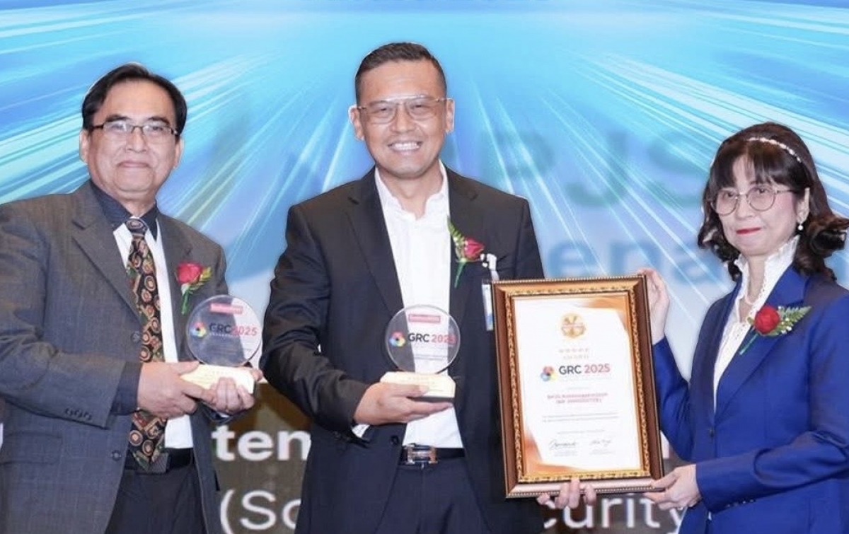 Terapkan Good Governance, BPJS Ketenagakerjaan Raih 3 Penghargaan Puncak di GRC & Leadership Award 2025