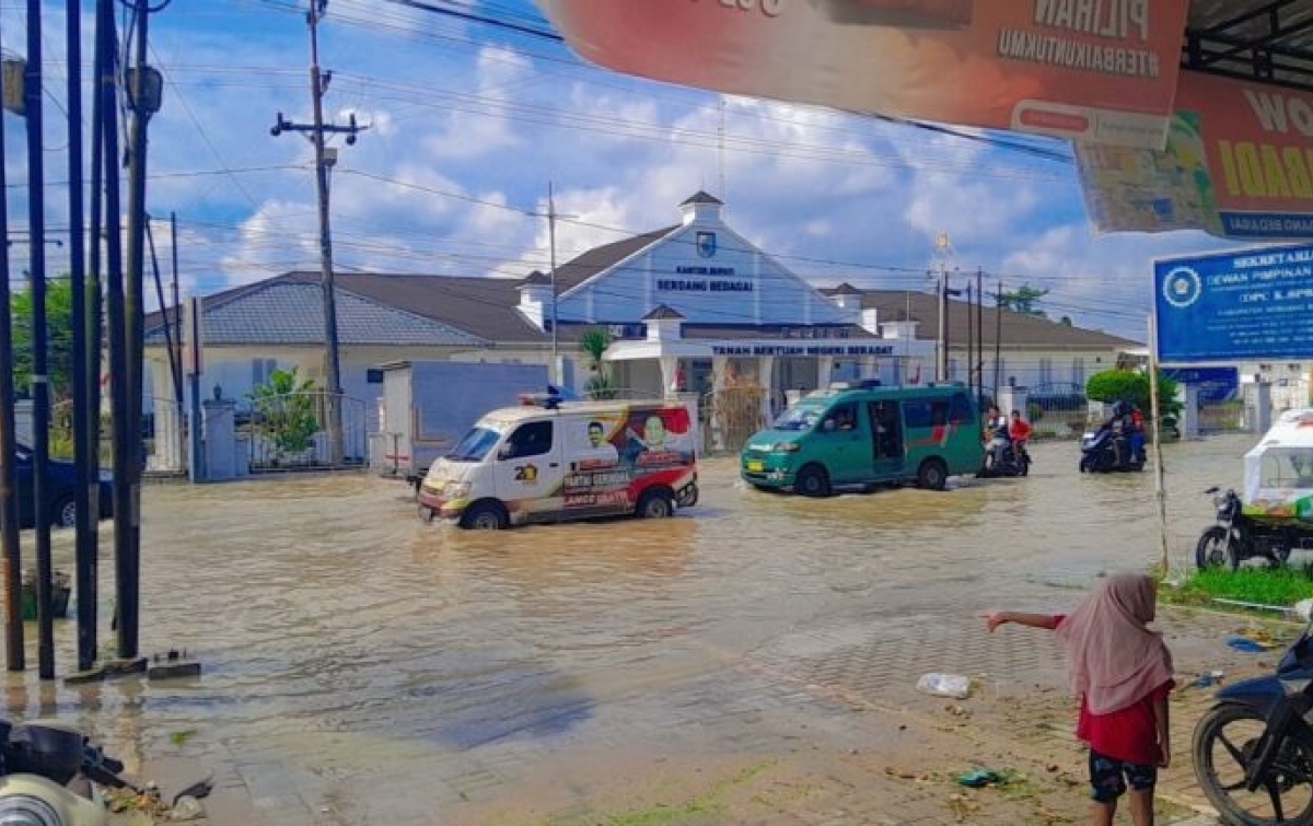 Debit Air Meningkat, Banjir di Sergai Genangi Jalinsum