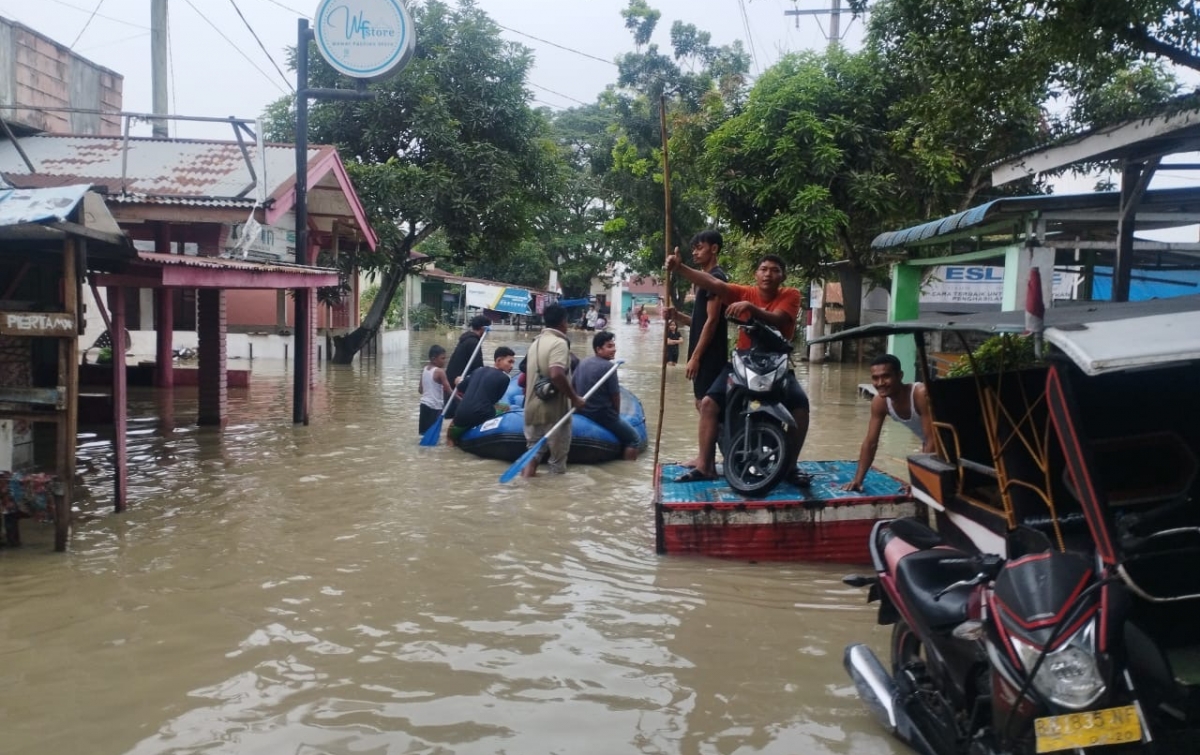 11 Kecamatan di Sergai Dilanda Banjir, 14.533 KK Terdampak, 2.000 KK Mengungsi