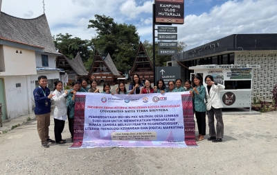 Dosen FIB Universitas ST Bhinneka Berdayakan Ibu-Ibu PKK Desa Lumban Suhi-Suhi Toruan