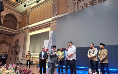 RE Nainggolan Rayakan Usia ke-75 dan Luncurkan Biografi: Sebuah Perjalanan Keyakinan, Perjuangan, dan Pengabdian