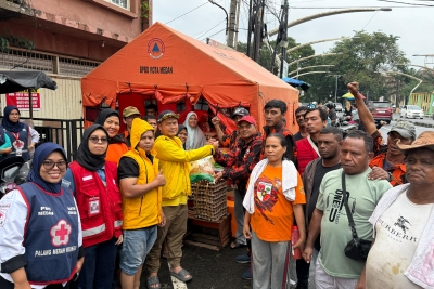 Golkar Sumut Bergerak Cepat Evakuasi Korban Banjir di Medan