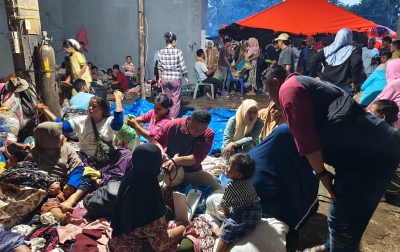 Artha Graha Peduli - PT Barumun Agro Sentosa Berikan Kesehatan Gratis, Bantu Korban Banjir Tapsel-Tapteng