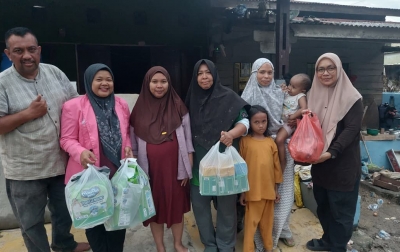 FJPI Sumut Salurkan Bantuan untuk Korban Banjir di Martubung