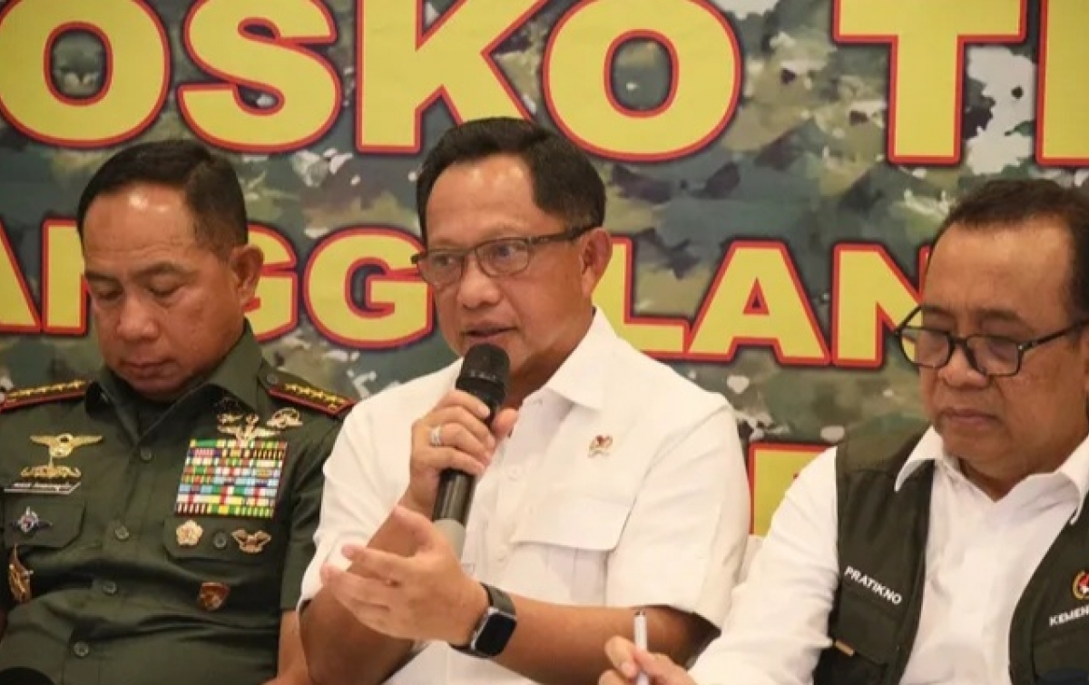 Mendagri Tito Minta Daerah Bersolidaritas Bantu Bencana Sumatera