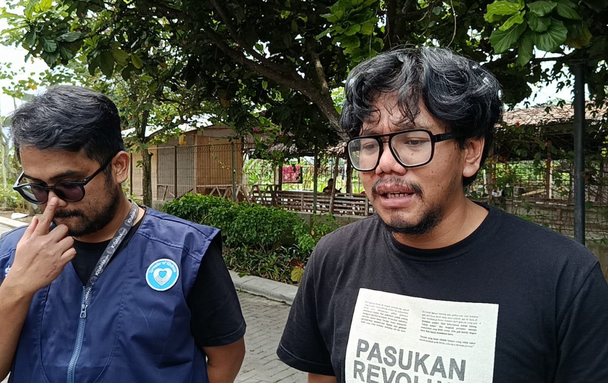 Rp10,3 Miliar Terkumpul 24 Jam, Ferry Irwandi Salurkan Bantuan untuk Korban Bencana Sumatera