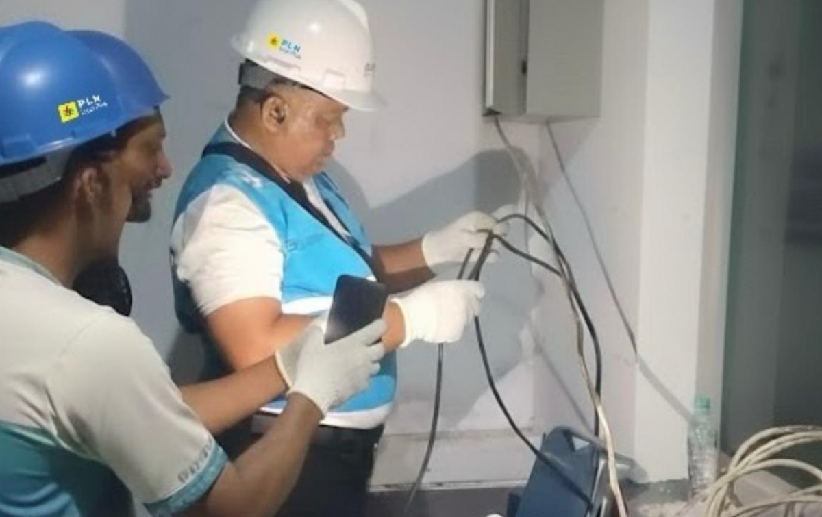 Terabas Keterbatasan Akses, PLN Icon Plus Aktifkan Internet Satelit di Aceh Dukung Pemulihan Kelistrikan