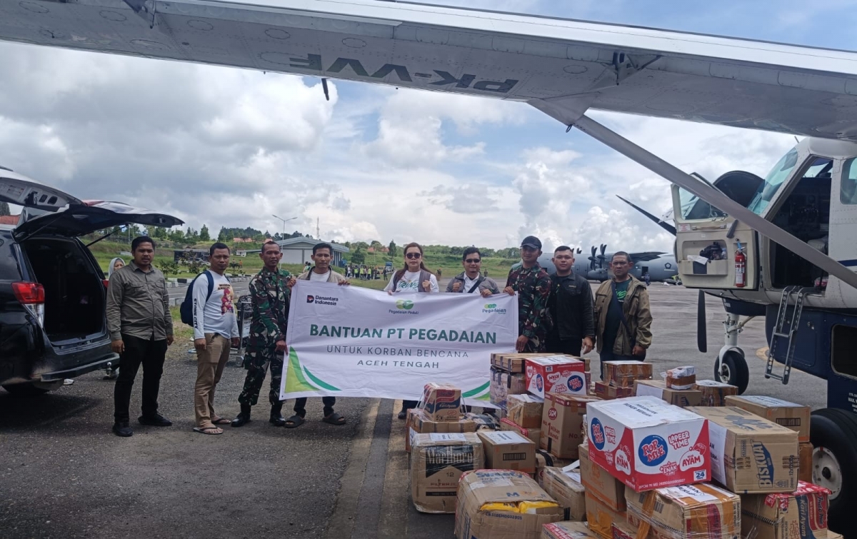 Kirim 1 Ton Bantuan Logistik ke Aceh, Pegadaian Tembus Wilayah Terisolir dengan Bantuan Pesawat Carter