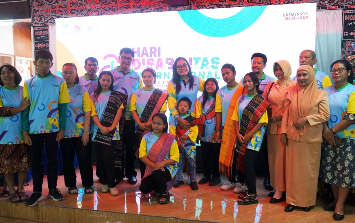 Pemkab Taput Bersama Penyandang Disabilitas Peringati HDI Tahun 2025
