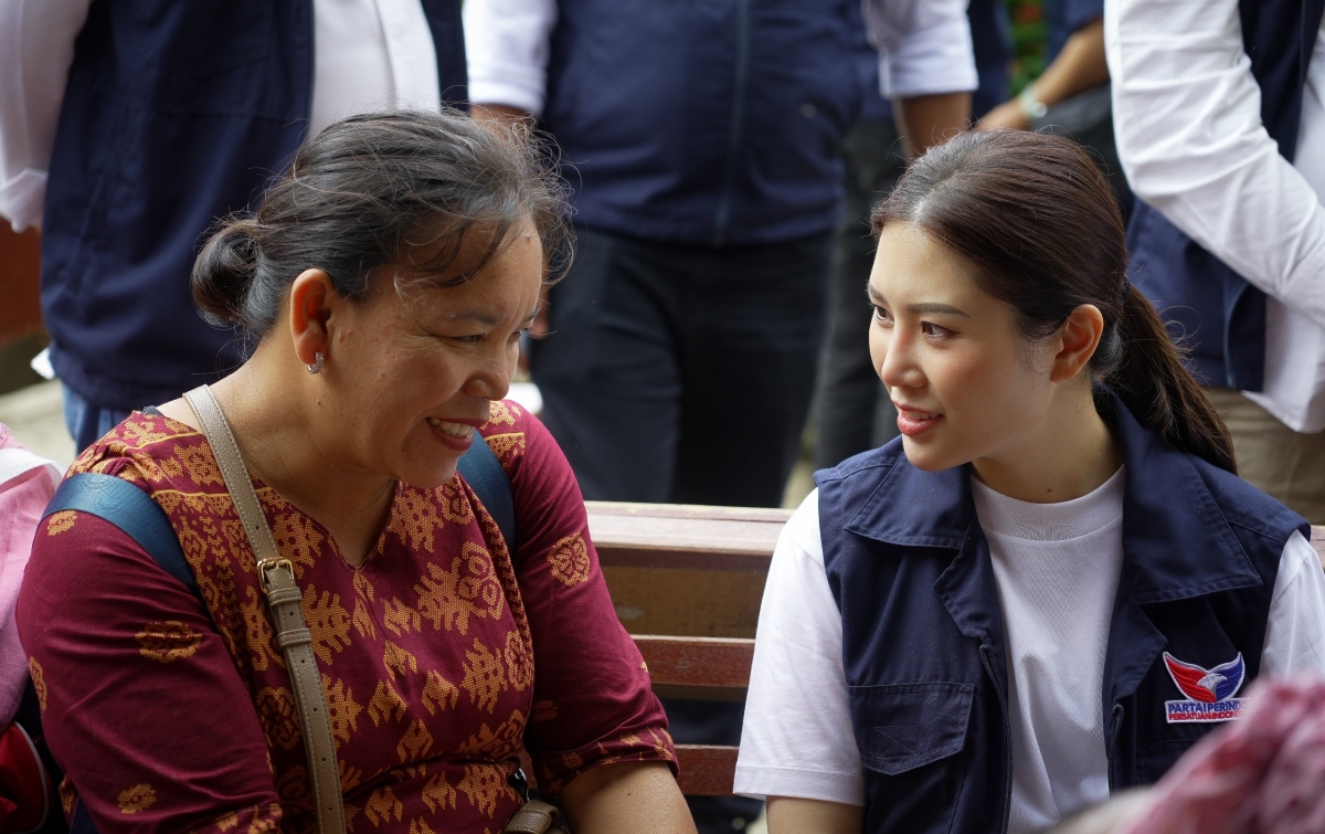 Tinjau Korban Bencana di Taput, Angela Tanoesoedibjo Dorong Segenap Kader Bantu Proses Pemulihan Korban Bencana